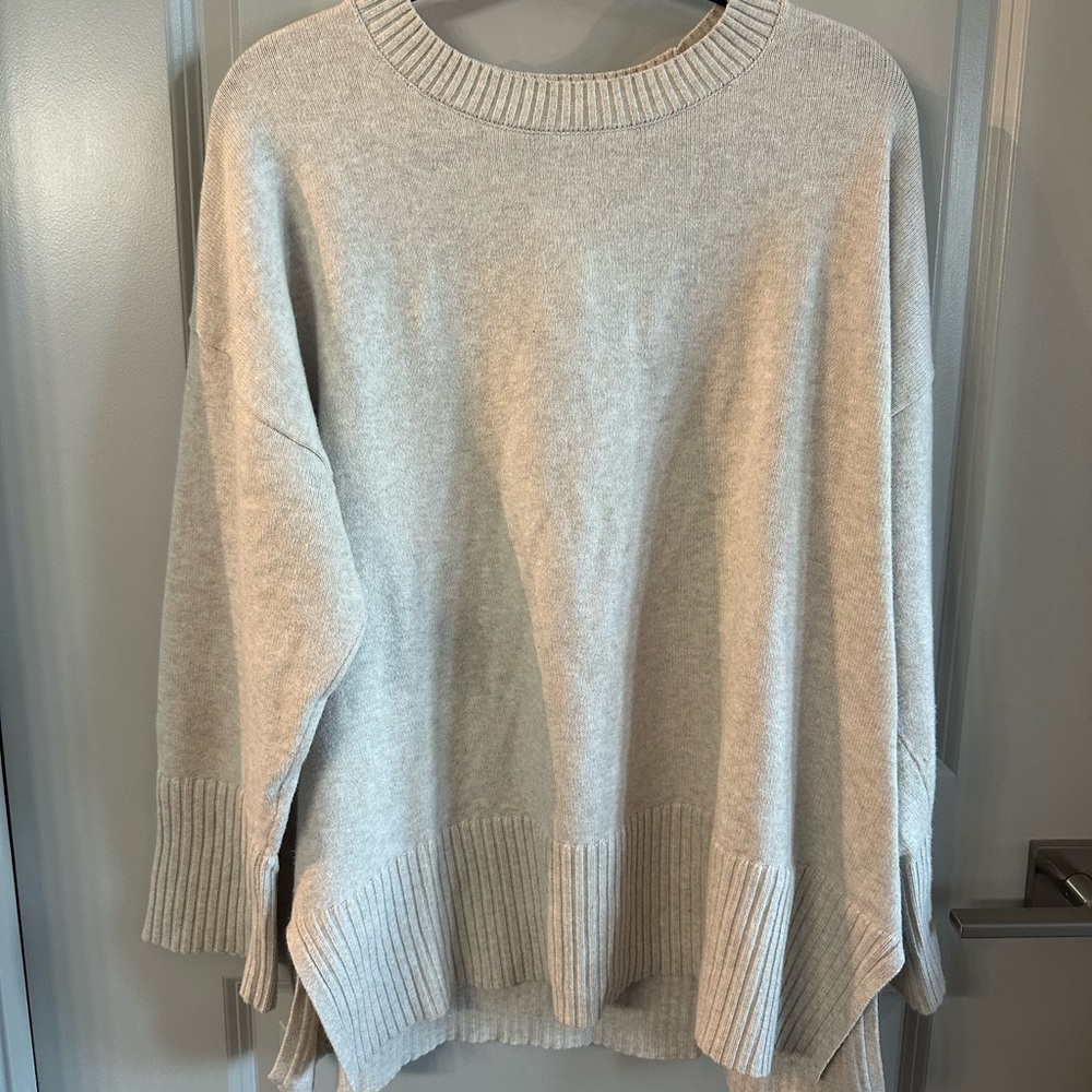 LOFT Heather Gray Crew Neck Sweater